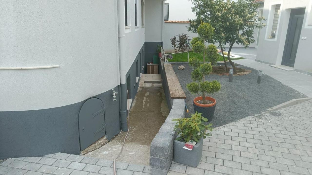 Aparthotel Kahler Hofgut von 1371 Kahl am Main Exterior foto